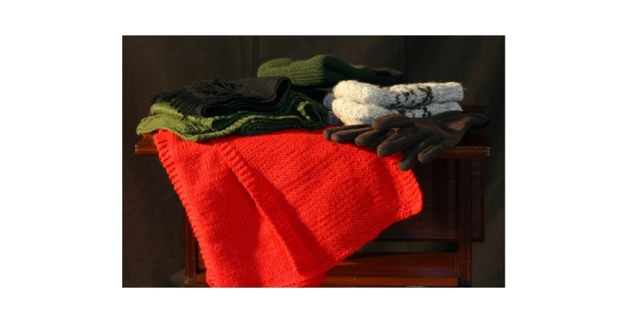 Mützen, Schals und Handschuhe für Erwachsene im Bahnhofsviertel gesucht!